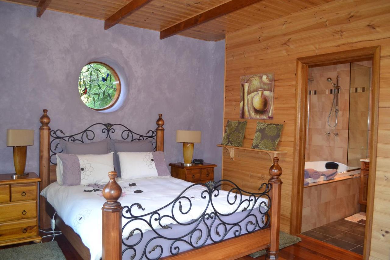 Whispering Spirit Holiday Cottages & Mini Ponies Franklin Екстериор снимка